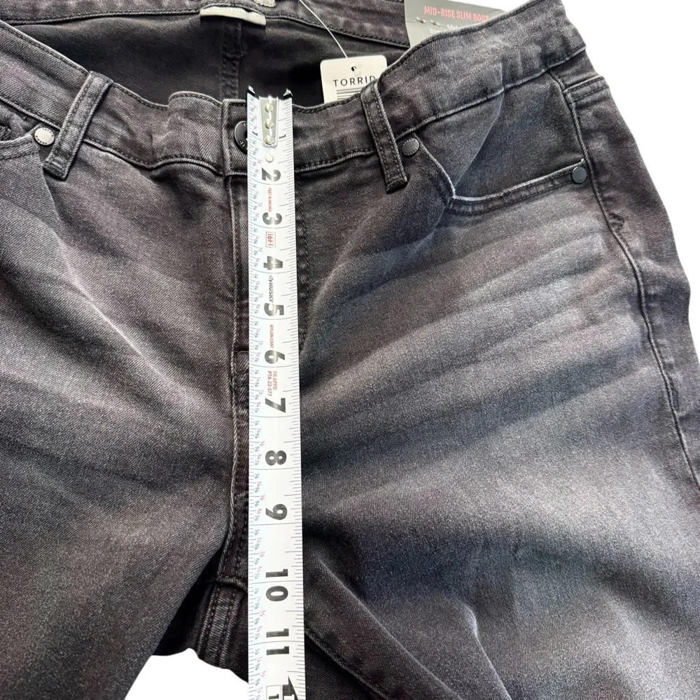 Torrid Mid Rise Slim Boot Blackout Stretch Denim‎ Jeans Size 12 Tall #219